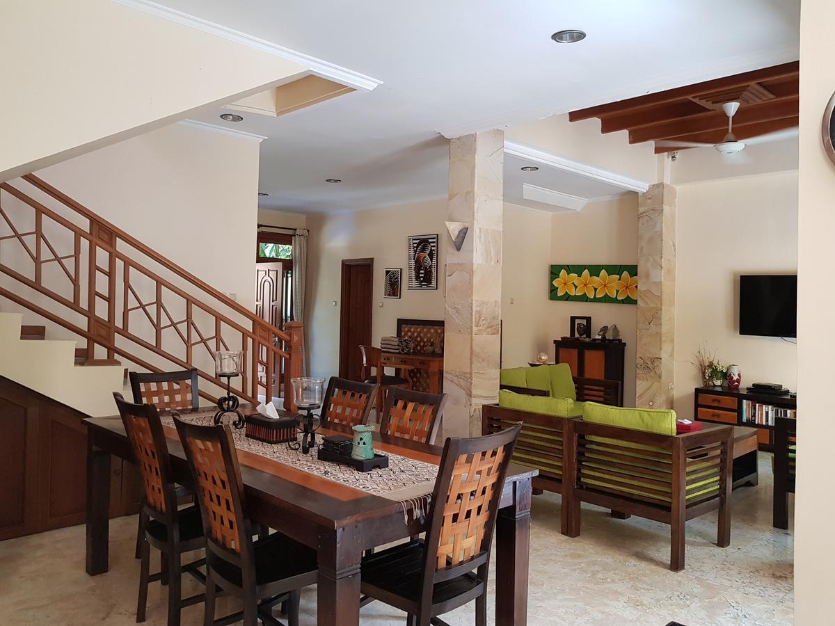 Villa Putu Mira By Maha Bali Kuta Lombok Exterior foto